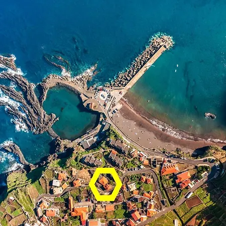Casa Das Videiras Bed & Breakfast Seixal (Madeira)